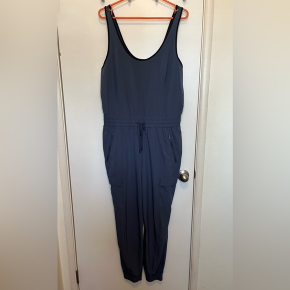 Athleta Unbound Jumpsuit - Picture 4 of 8